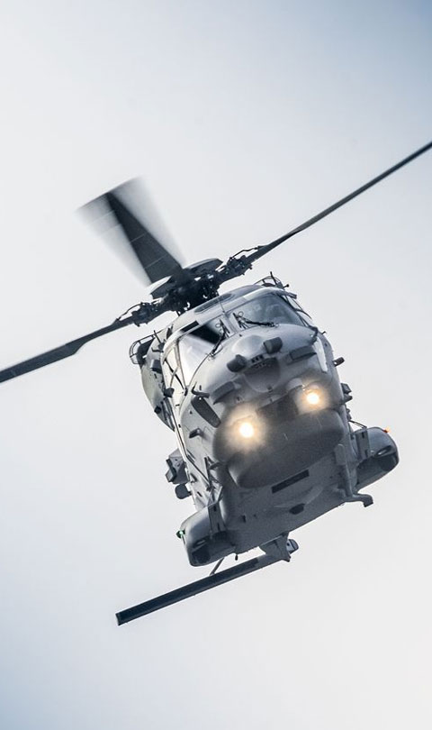 HÉLICOPTÈRE BIMOTEUR